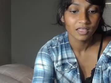 webcam girl xzaramx live cam image #3195744