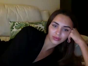 webcam girl camelia_caramel_ live cam image #1927853