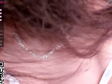 webcam girl a_whole_eternity live cam image #6383272