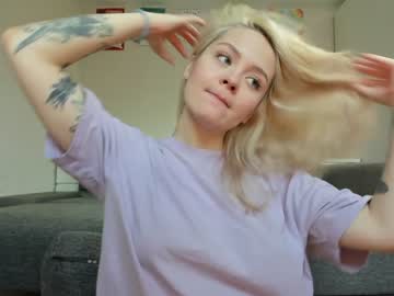 webcam girl honey_sunshine live cam image #2269845