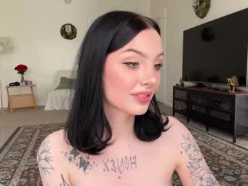 webcam tranny evelynforever live cam image #6377472