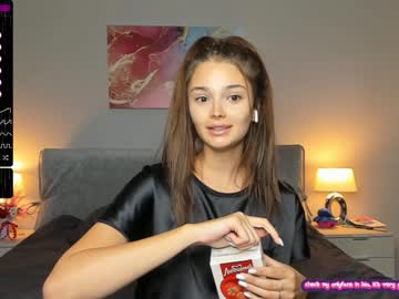 webcam girl your__voice live cam image #2441715