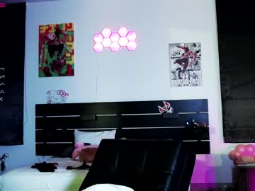 webcam girl madnessalise live cam image #4377502