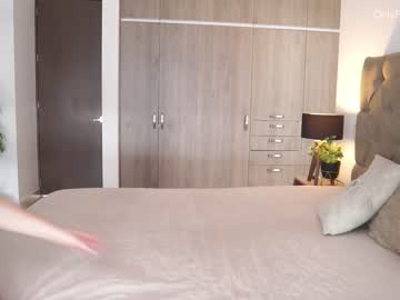 webcam girl emyii live cam image #5185255