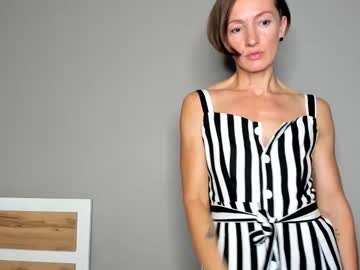 webcam girl dorothy_meyer live cam image #4886311