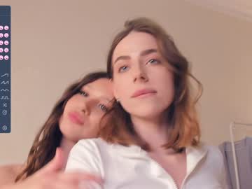 webcam couple kelly_wings live cam image #6318898