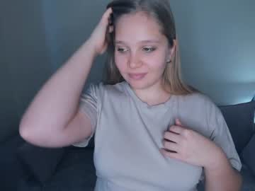 webcam girl beauty_sol live cam image #6087423