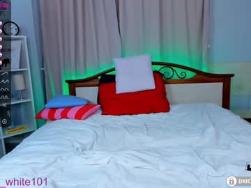 webcam girl foxhilary live cam image #831938
