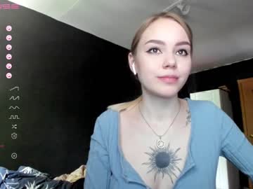 webcam girl ur_sweet_lily live cam image #2080891