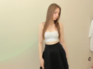 webcam girl sarabradford live cam image #5728997