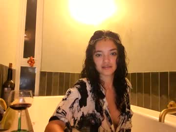 webcam girl makayla77 live cam image #4543325