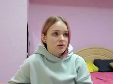 webcam girl rozmari_n live cam image #180466
