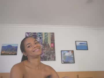 webcam girl camilitasu live cam image #2152744