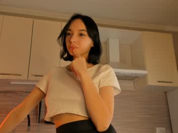webcam girl aimeerogers live cam image #4176211