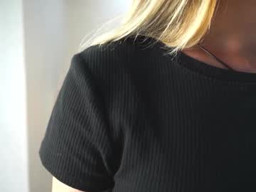 webcam girl pollycilley live cam image #7033689