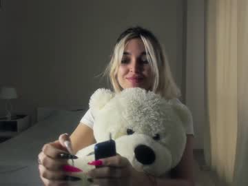 webcam girl colddolly live cam image #2029580
