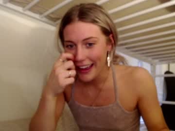 webcam girl bambis_honeypot live cam image #1029292