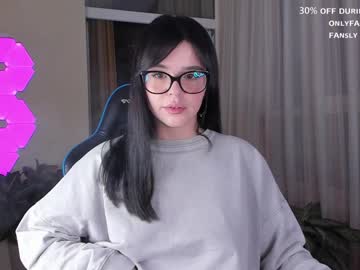 webcam girl aavee live cam image #3550210