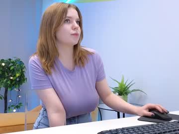 webcam girl lovlybambi live cam image #5908750