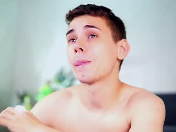 webcam man kevin_delvin live cam image #4906261