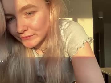 webcam girl damsel_in_distr3ss live cam image #1500769