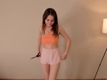 webcam girl winniewest_ live cam image #4288439