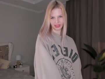 webcam girl itsagoodtimeformagic live cam image #5998983