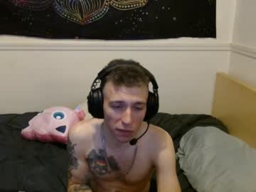 webcam man swalloww live cam image #4631692