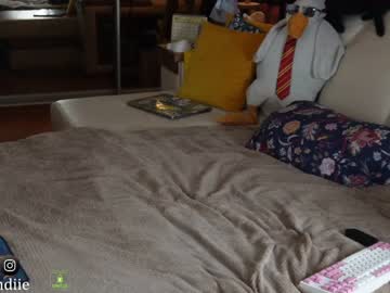 webcam girl bestblondiiecb live cam image #6779309