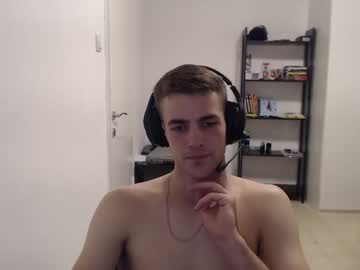 webcam man shawnshelby live cam image #2746079
