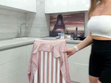 webcam girl brittcubitt live cam image #6459829