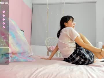 webcam girl little_effy18 live cam image #2467379