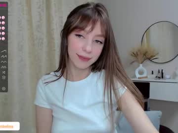 webcam girl shy_thumbelina live cam image #3117999