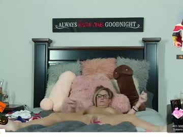 webcam girl champagnefun live cam image #5543440