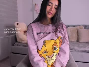 webcam girl camilagomezz live cam image #1999734