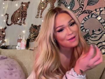 webcam girl ari_02 live cam image #6579470