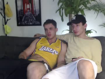 webcam man fratguysonline live cam image #1763638