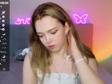 webcam girl small_blondee live cam image #4668194