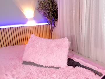 webcam girl little_effy18 live cam image #6963515