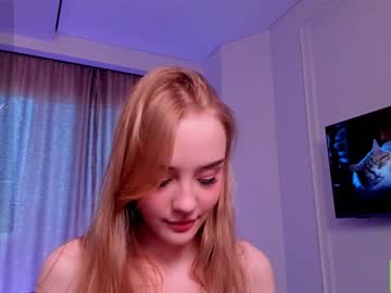 webcam girl lissa_meooow live cam image #6690505