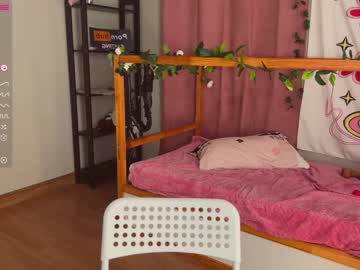 webcam girl yourlovelyshow live cam image #4629376
