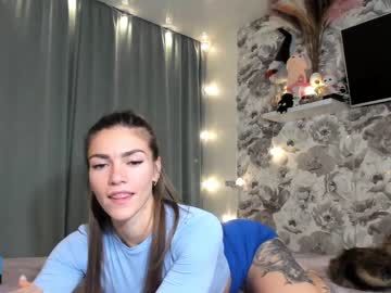 webcam girl joconda live cam image #3265912