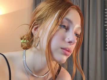 webcam girl shirleywhitney live cam image #5243815