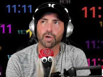 webcam man whaaaaaaaat live cam image #952571