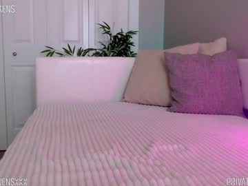 webcam girl oliviaowens live cam image #1926042