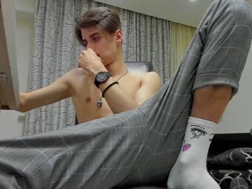 webcam man orlandocolt live cam image #1847570