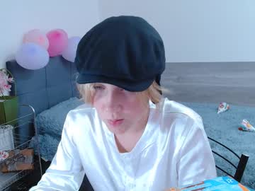 webcam girl sweetie_jolie live cam image #5074214