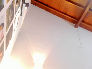 webcam girl little_effy18 live cam image #5300862