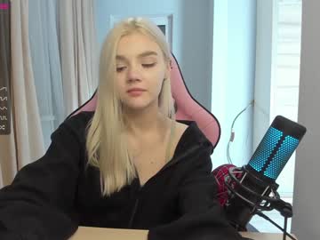 webcam girl allotropp live cam image #3446462
