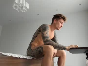 webcam man anotherguyonyourscreen live cam image #165215